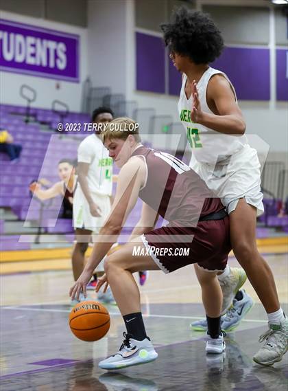 Thumbnail 2 in Kearns vs. Elko (Riverton Holiday Tournament) photogallery.