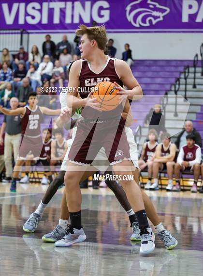 Thumbnail 2 in Kearns vs. Elko (Riverton Holiday Tournament) photogallery.