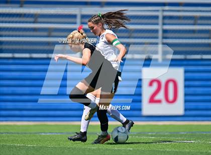 Thumbnail 2 in Marcus vs. Stratford (UIL 6A Soccer Division II Final) photogallery.