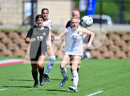 Thumbnail 2 in Marcus vs. Stratford (UIL 6A Soccer Division II Final) photogallery.