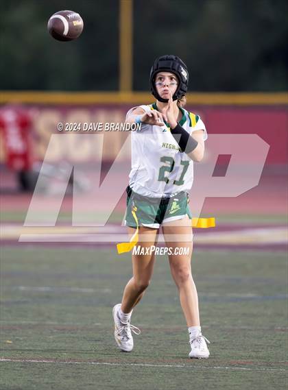 Thumbnail 1 in Royal @ Simi Valley photogallery.