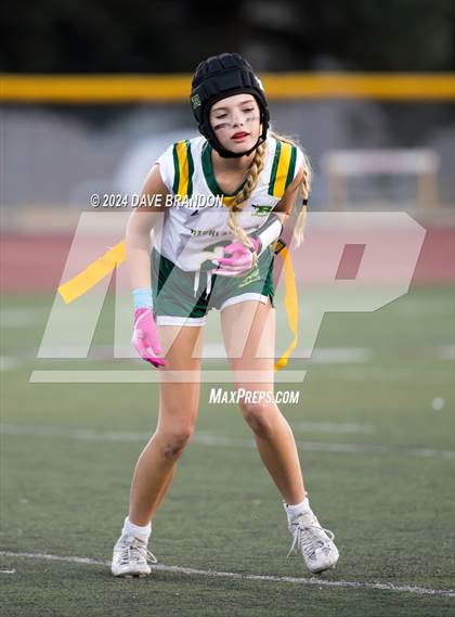 Thumbnail 1 in Royal @ Simi Valley photogallery.