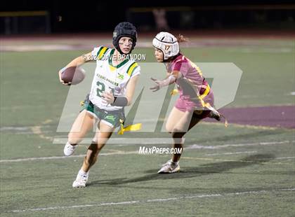 Thumbnail 2 in Royal @ Simi Valley photogallery.