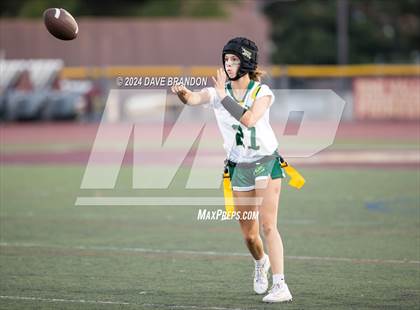 Thumbnail 3 in Royal @ Simi Valley photogallery.