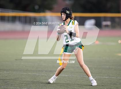 Thumbnail 2 in Royal @ Simi Valley photogallery.
