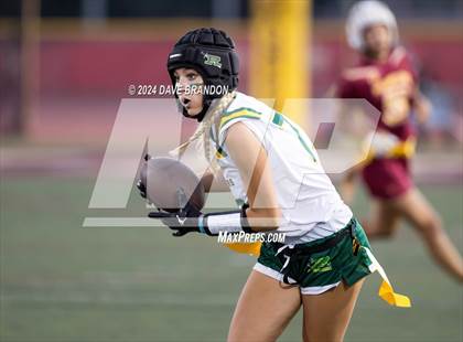 Thumbnail 2 in Royal @ Simi Valley photogallery.