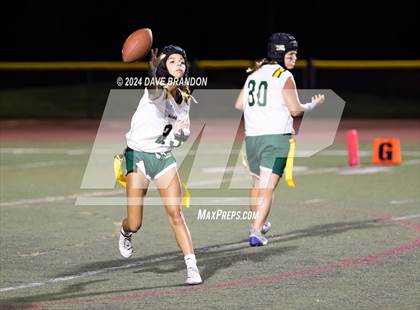 Thumbnail 2 in Royal @ Simi Valley photogallery.