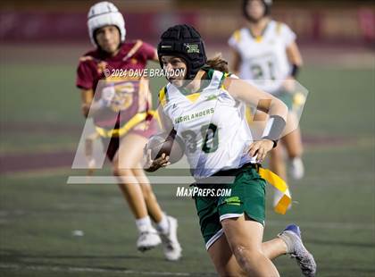 Thumbnail 2 in Royal @ Simi Valley photogallery.