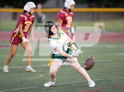 Thumbnail 2 in Royal @ Simi Valley photogallery.
