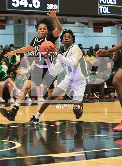 Thumbnail 1 in Hamilton vs. Woodlands (NYSPHSAA Section 1 Class B Final) photogallery.