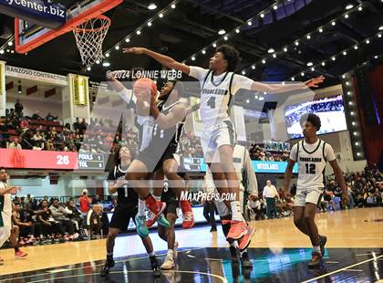 Thumbnail 3 in Hamilton vs. Woodlands (NYSPHSAA Section 1 Class B Final) photogallery.