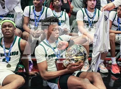 Thumbnail 1 in Hamilton vs. Woodlands (NYSPHSAA Section 1 Class B Final) photogallery.