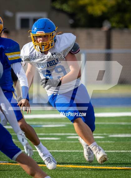 Thumbnail 3 in JV: Foothill @ Newark Memorial photogallery.