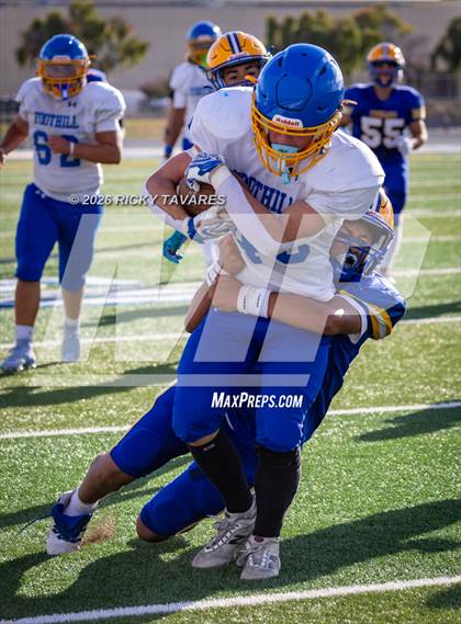 Thumbnail 3 in JV: Foothill @ Newark Memorial photogallery.