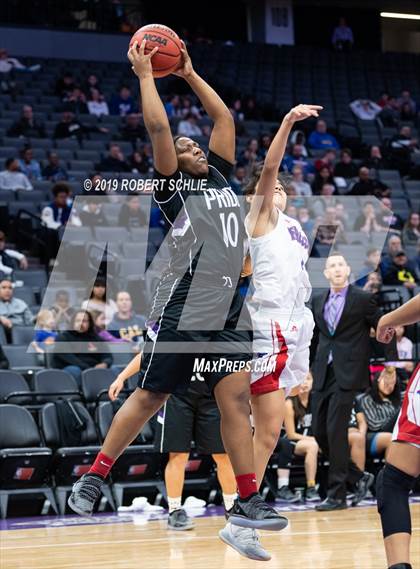 Thumbnail 3 in Christian Brothers vs. Bradshaw Christian (CIF SJS D3 Final) photogallery.
