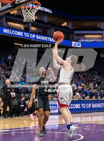 Thumbnail 1 in Christian Brothers vs. Bradshaw Christian (CIF SJS D3 Final) photogallery.