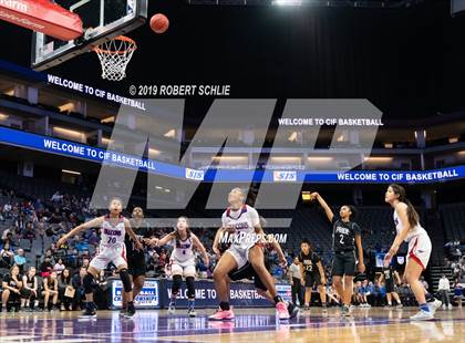 Thumbnail 2 in Christian Brothers vs. Bradshaw Christian (CIF SJS D3 Final) photogallery.