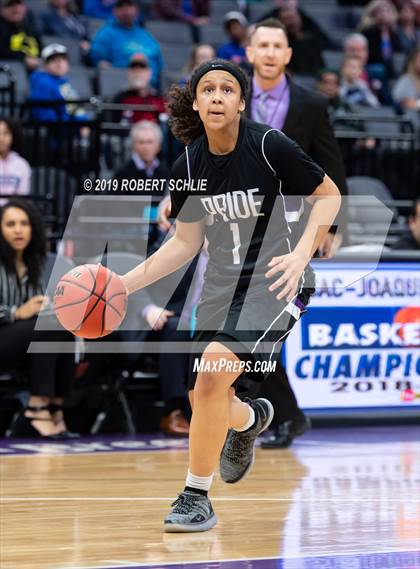 Thumbnail 2 in Christian Brothers vs. Bradshaw Christian (CIF SJS D3 Final) photogallery.