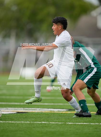 Thumbnail 2 in Wenatchee @ Skyline (WIAA 4A Semifinal) photogallery.