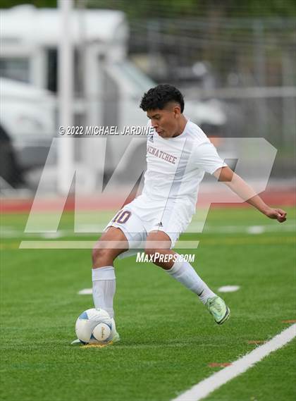 Thumbnail 2 in Wenatchee @ Skyline (WIAA 4A Semifinal) photogallery.