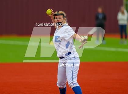 Thumbnail 2 in Dodd City vs. Ector (UIL 1A Regional Semifinal) photogallery.