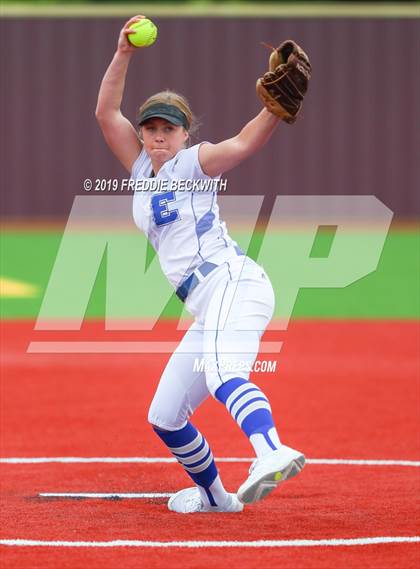 Thumbnail 1 in Dodd City vs. Ector (UIL 1A Regional Semifinal) photogallery.