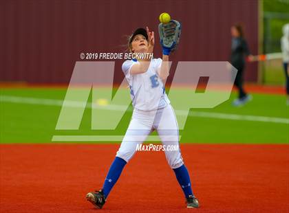 Thumbnail 2 in Dodd City vs. Ector (UIL 1A Regional Semifinal) photogallery.