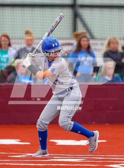 Thumbnail 3 in Dodd City vs. Ector (UIL 1A Regional Semifinal) photogallery.