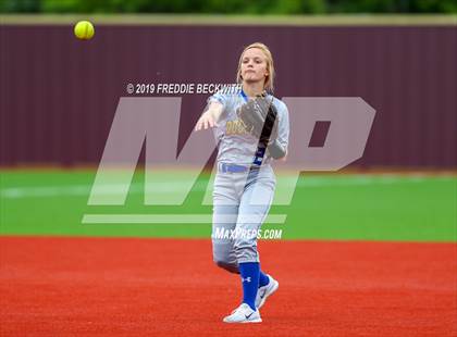 Thumbnail 3 in Dodd City vs. Ector (UIL 1A Regional Semifinal) photogallery.