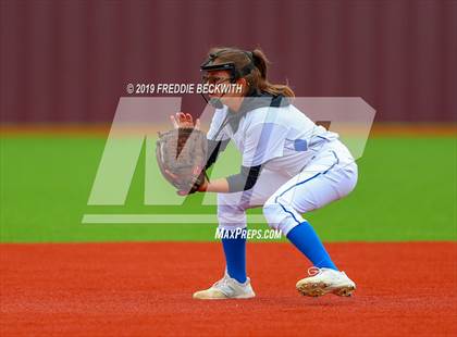 Thumbnail 1 in Dodd City vs. Ector (UIL 1A Regional Semifinal) photogallery.