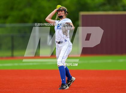 Thumbnail 2 in Dodd City vs. Ector (UIL 1A Regional Semifinal) photogallery.