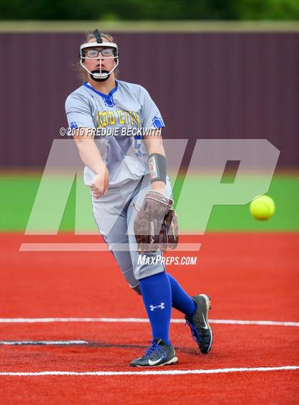 Thumbnail 2 in Dodd City vs. Ector (UIL 1A Regional Semifinal) photogallery.