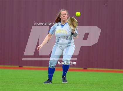 Thumbnail 3 in Dodd City vs. Ector (UIL 1A Regional Semifinal) photogallery.