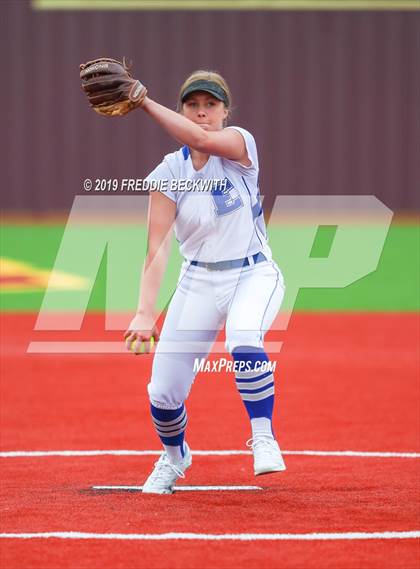 Thumbnail 2 in Dodd City vs. Ector (UIL 1A Regional Semifinal) photogallery.