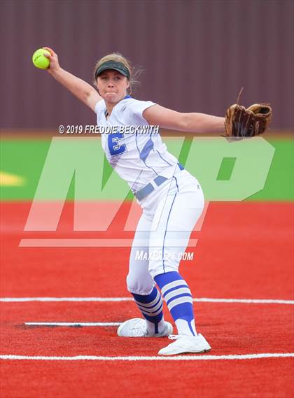 Thumbnail 2 in Dodd City vs. Ector (UIL 1A Regional Semifinal) photogallery.