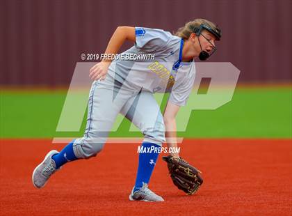 Thumbnail 2 in Dodd City vs. Ector (UIL 1A Regional Semifinal) photogallery.