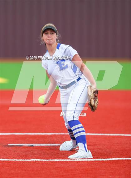 Thumbnail 3 in Dodd City vs. Ector (UIL 1A Regional Semifinal) photogallery.