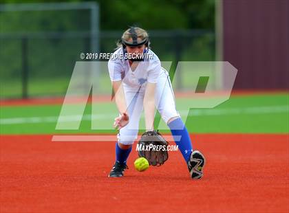 Thumbnail 1 in Dodd City vs. Ector (UIL 1A Regional Semifinal) photogallery.