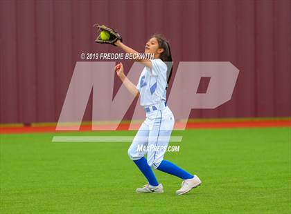 Thumbnail 2 in Dodd City vs. Ector (UIL 1A Regional Semifinal) photogallery.