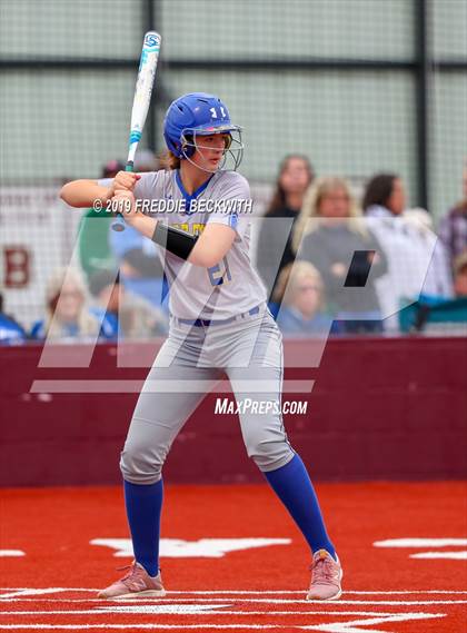 Thumbnail 3 in Dodd City vs. Ector (UIL 1A Regional Semifinal) photogallery.