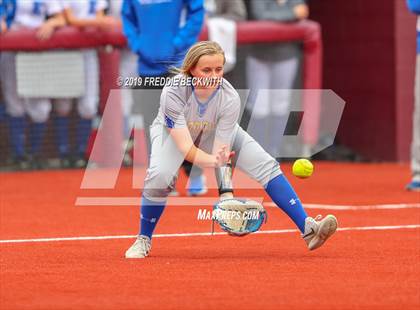 Thumbnail 3 in Dodd City vs. Ector (UIL 1A Regional Semifinal) photogallery.