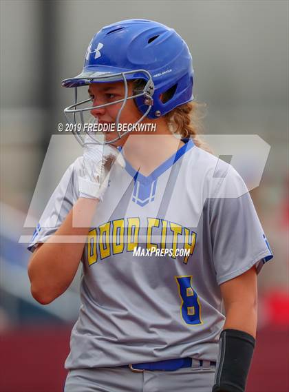 Thumbnail 3 in Dodd City vs. Ector (UIL 1A Regional Semifinal) photogallery.