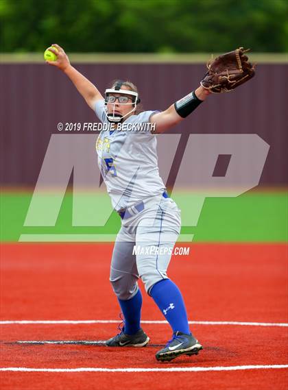 Thumbnail 3 in Dodd City vs. Ector (UIL 1A Regional Semifinal) photogallery.