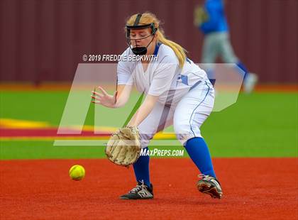 Thumbnail 3 in Dodd City vs. Ector (UIL 1A Regional Semifinal) photogallery.