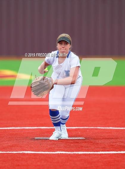 Thumbnail 2 in Dodd City vs. Ector (UIL 1A Regional Semifinal) photogallery.