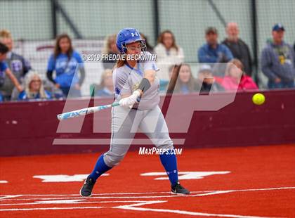 Thumbnail 2 in Dodd City vs. Ector (UIL 1A Regional Semifinal) photogallery.