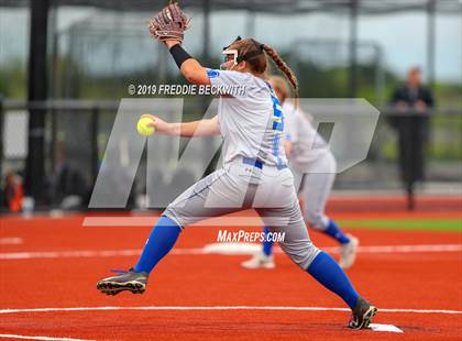 Thumbnail 3 in Dodd City vs. Ector (UIL 1A Regional Semifinal) photogallery.