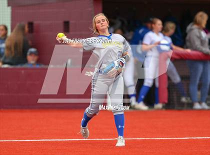 Thumbnail 1 in Dodd City vs. Ector (UIL 1A Regional Semifinal) photogallery.