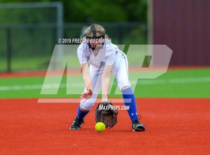 Thumbnail 2 in Dodd City vs. Ector (UIL 1A Regional Semifinal) photogallery.