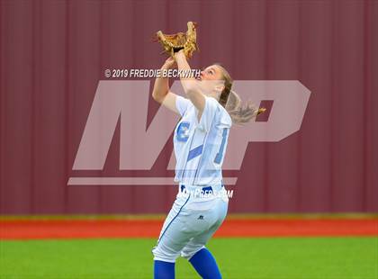 Thumbnail 2 in Dodd City vs. Ector (UIL 1A Regional Semifinal) photogallery.